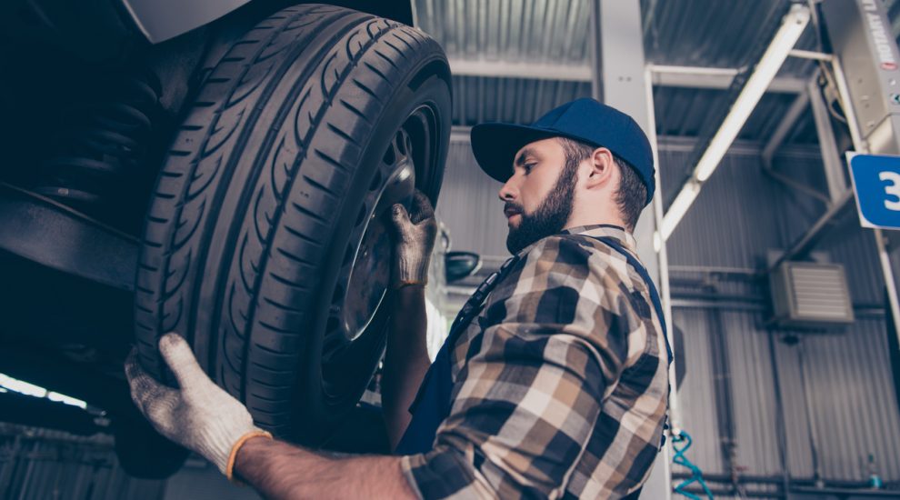 Qual é o momento certo de trocar os pneus do carro?
