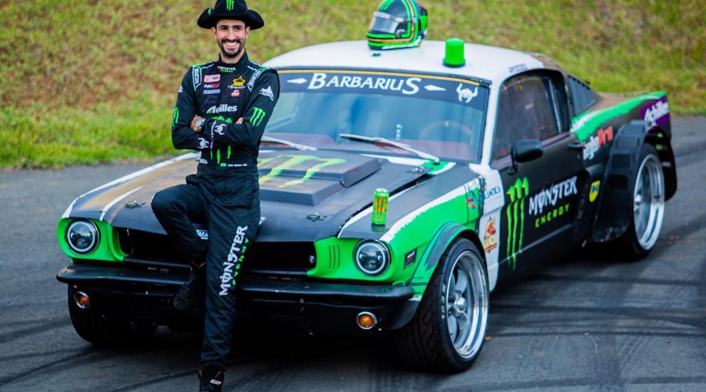 Que tal conhecer um pouco mais sobre o piloto oficial do Atacadão Pneus?