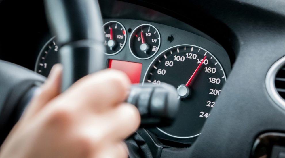 Índices de velocidade e carga dos pneus: o que são e como evitar multas